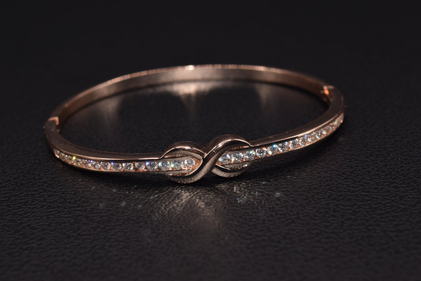 Bracciale Oro Rosa Con Simbolo Dell'Infinito E Strass Di Brillanti Zirconi, Bracciale Rigido Oro, Bracciale Infinito, Regalo Perfetto, Gioiello Indimenticabile.