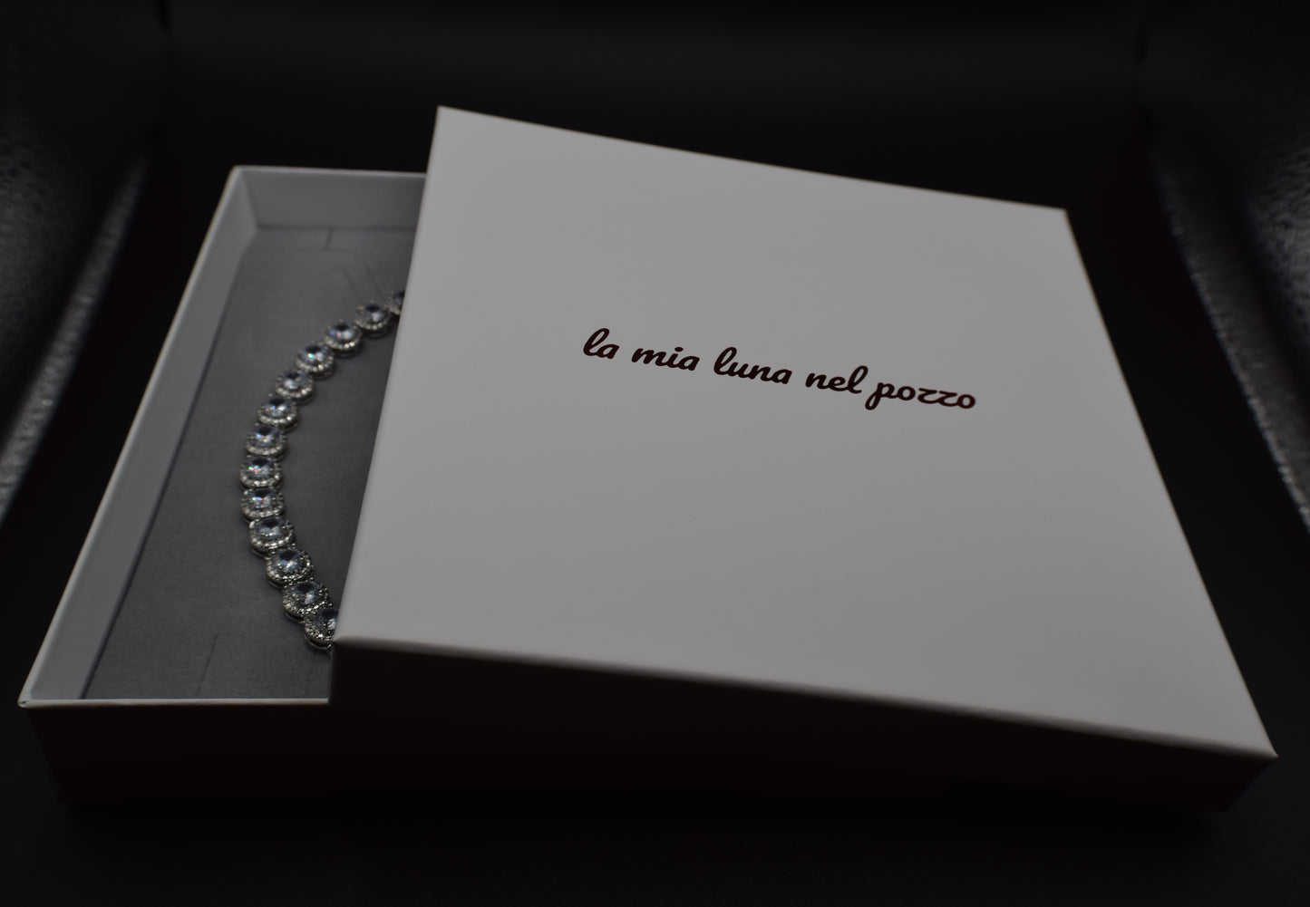 Collana Angelic Argento Con Maxi Zirconi: Luce Radiosa Al Tuo Décolleté, Splendore Senza Pari, Un Regalo Indimenticabile, Eleganza E Lusso,  Brilla Come Una Diva, Un Gioiello Che Cattura Gli Sguardi.