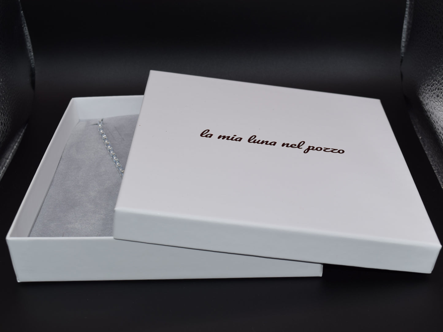 Collana Tennis Donna. Questa Collana Argento Collezione Angelic, Composta Da Brillanti Zirconi è Un Regalo Perfetto E Un Gioiello Indimenticabile.